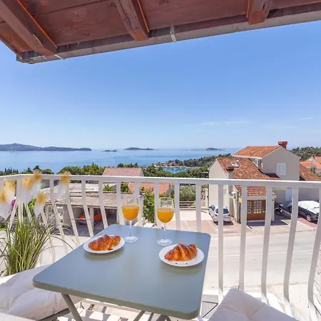 Petrunjela-mlini * Mlini